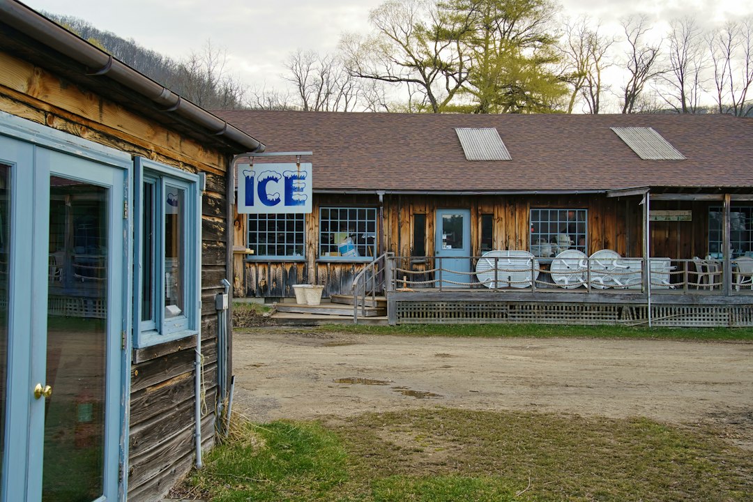 commercial bagged ice delivery